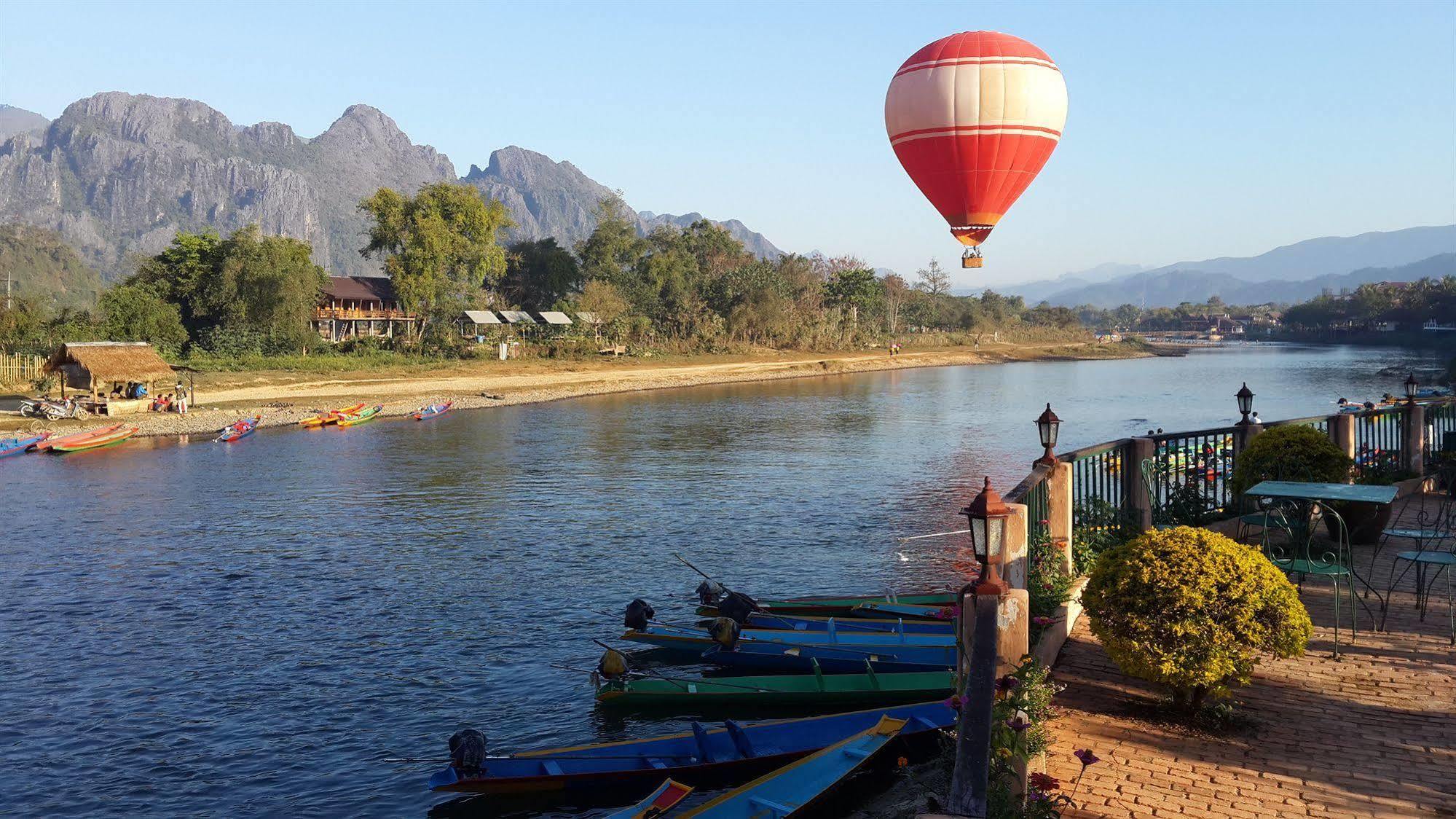 Villa Nam Song Vang Vieng Esterno foto