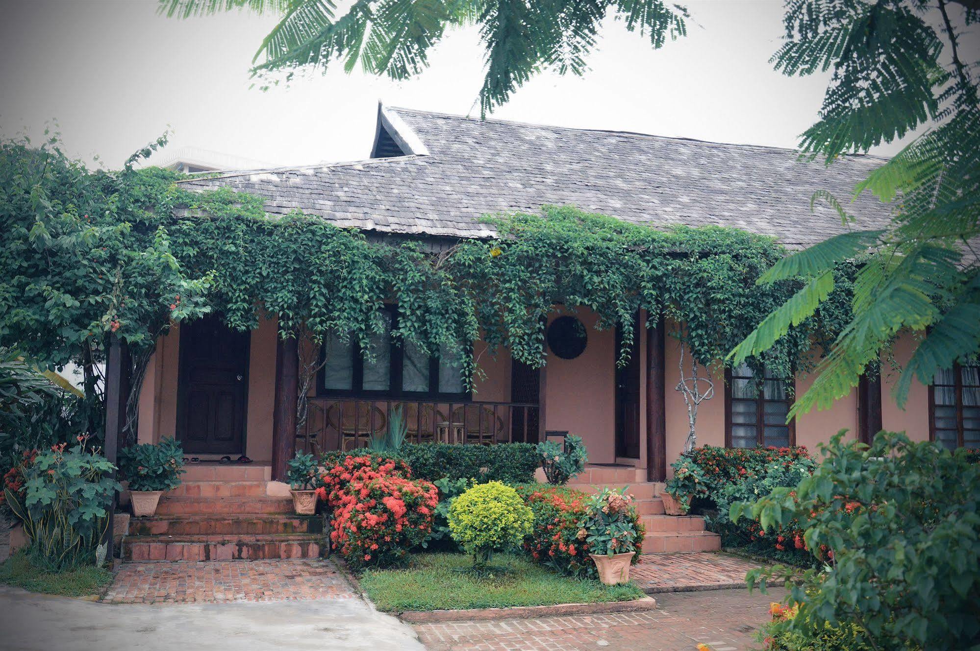 Villa Nam Song Vang Vieng Esterno foto